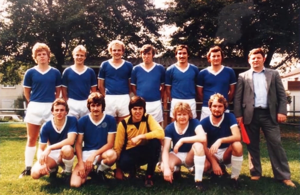 dr ernst von schwarz soccer 1977